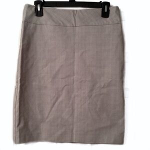 Margaret M Size M Grey Plain Stretchy Pencil Skirt